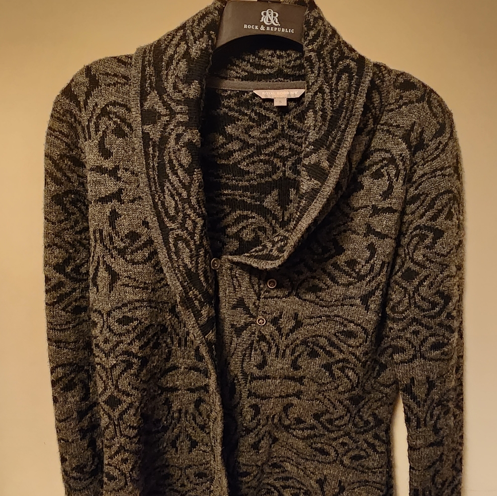 Gray And Black Patterned Flowy Button Up Sweater … - image 3